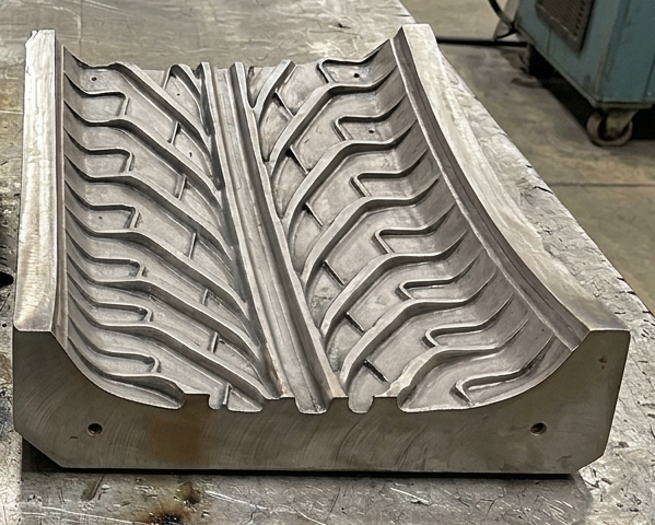 Tyre mold after laser cleaning — clean cavity, geometry preserved